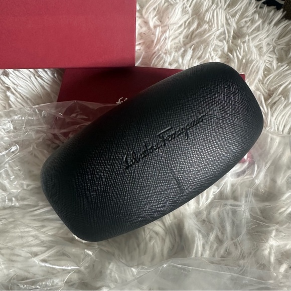 NWT Salvatore Ferragamo 58mm Square Sunglasses. - Picture 14 of 15